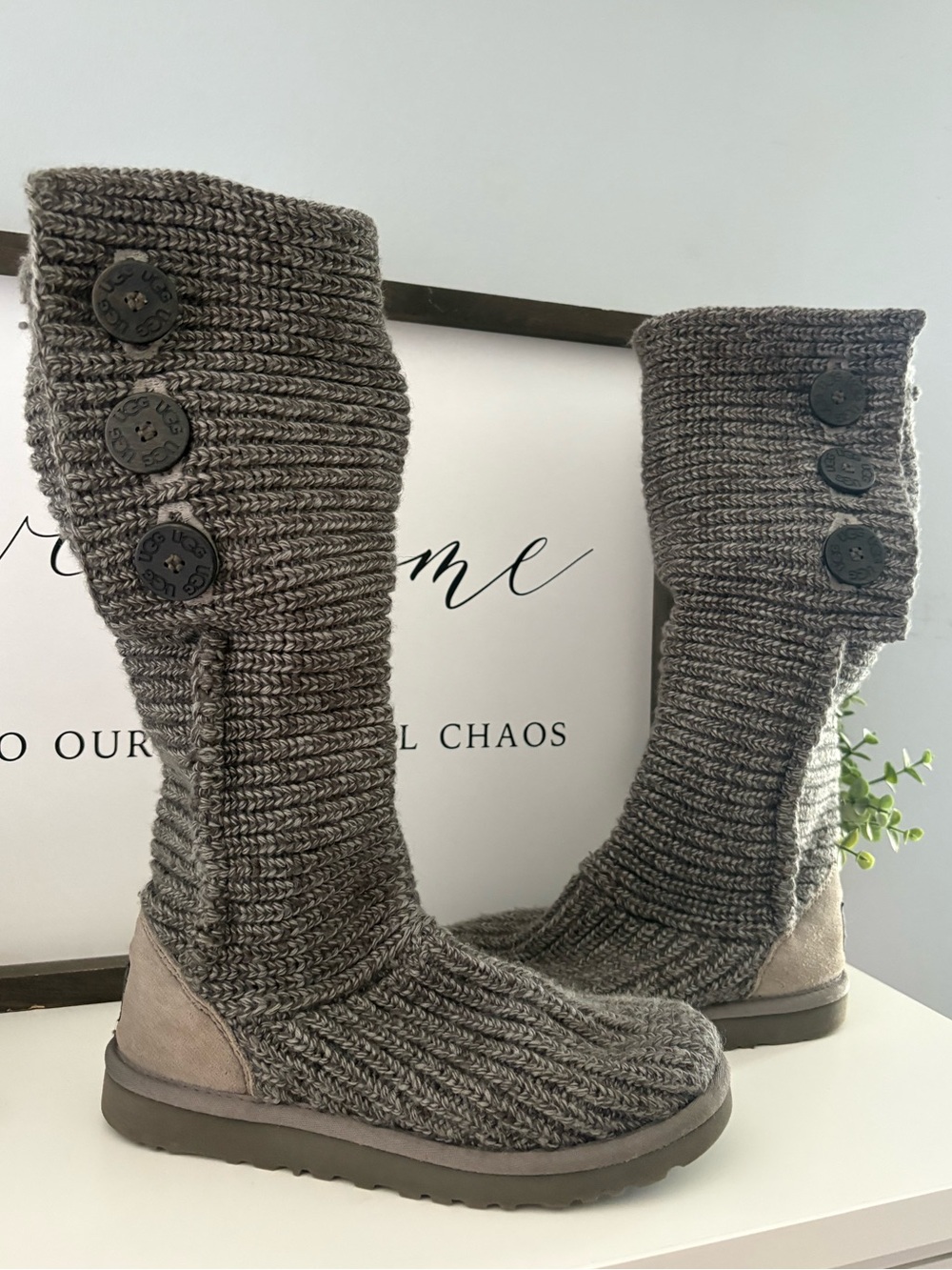 UGG Classic Cardy Women’s Knit Boots Size 7